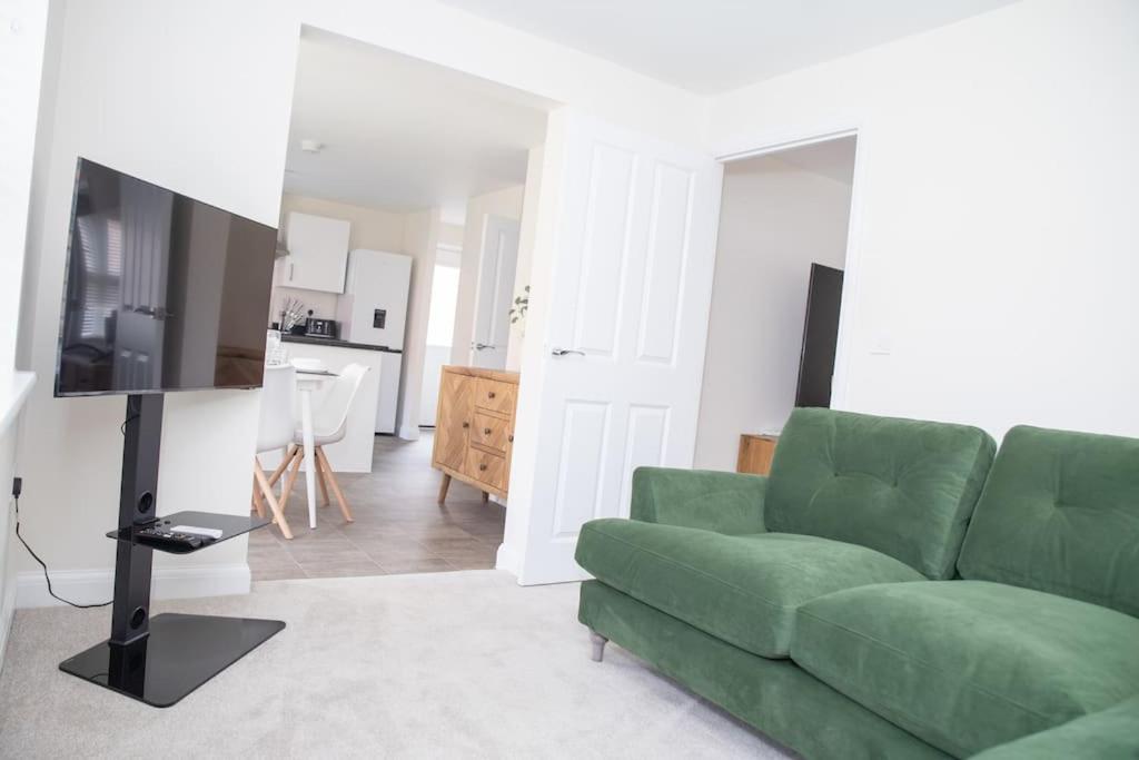 Holiday home 5 Swiftsure - Stunning 4 Bed Home, Free Parking Milton Keynes